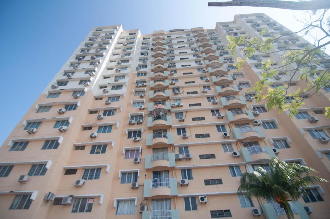 Condo At Melaka Raya By Idealhub Malacca Exterior photo